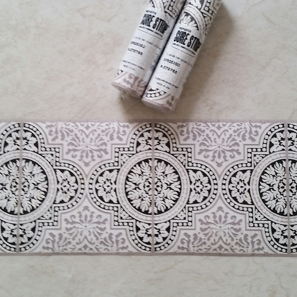 Wallpaper Border Boho Farmhouse Tile Gray & White OPEN ROLL